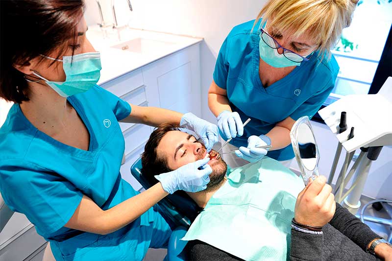 periodoncia-injerto-encias-barcelona