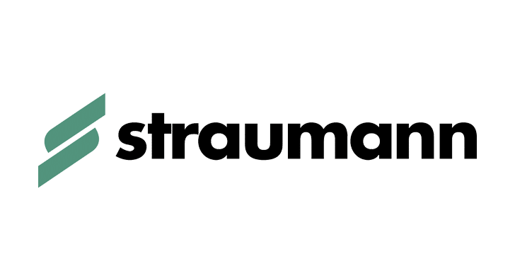 Dentistas en Barcelona profesionales con straumann