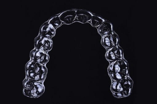ortodoncia insivible de clinica dental en barcelona
