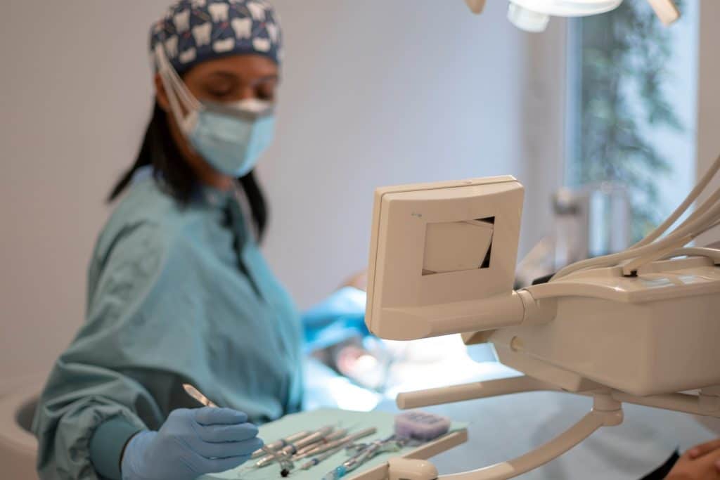 What is dental prophylaxis and when is it performed? - Main picture of the blog in Clínica Puyuelo